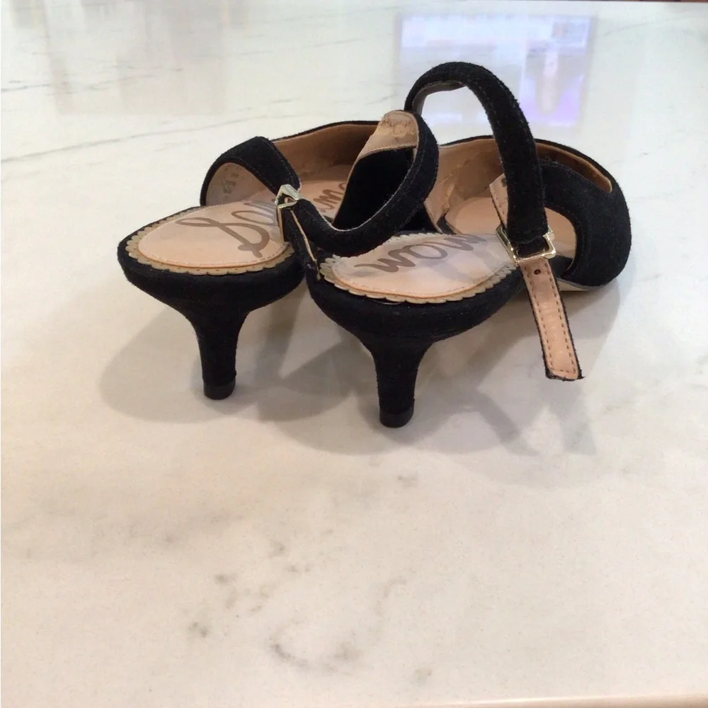 Sam Edelma Ludlow Black Suede Kitten Heel Pointed Toe Pump, Size 6M - Picture 3 of 5